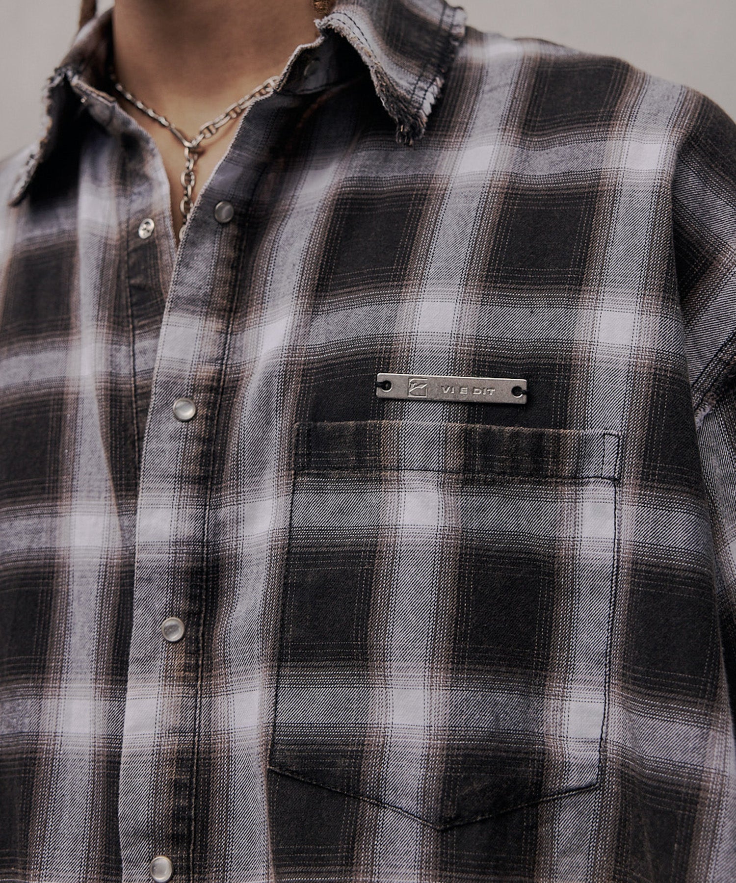 长袖格纹衬衫(炭棕色)