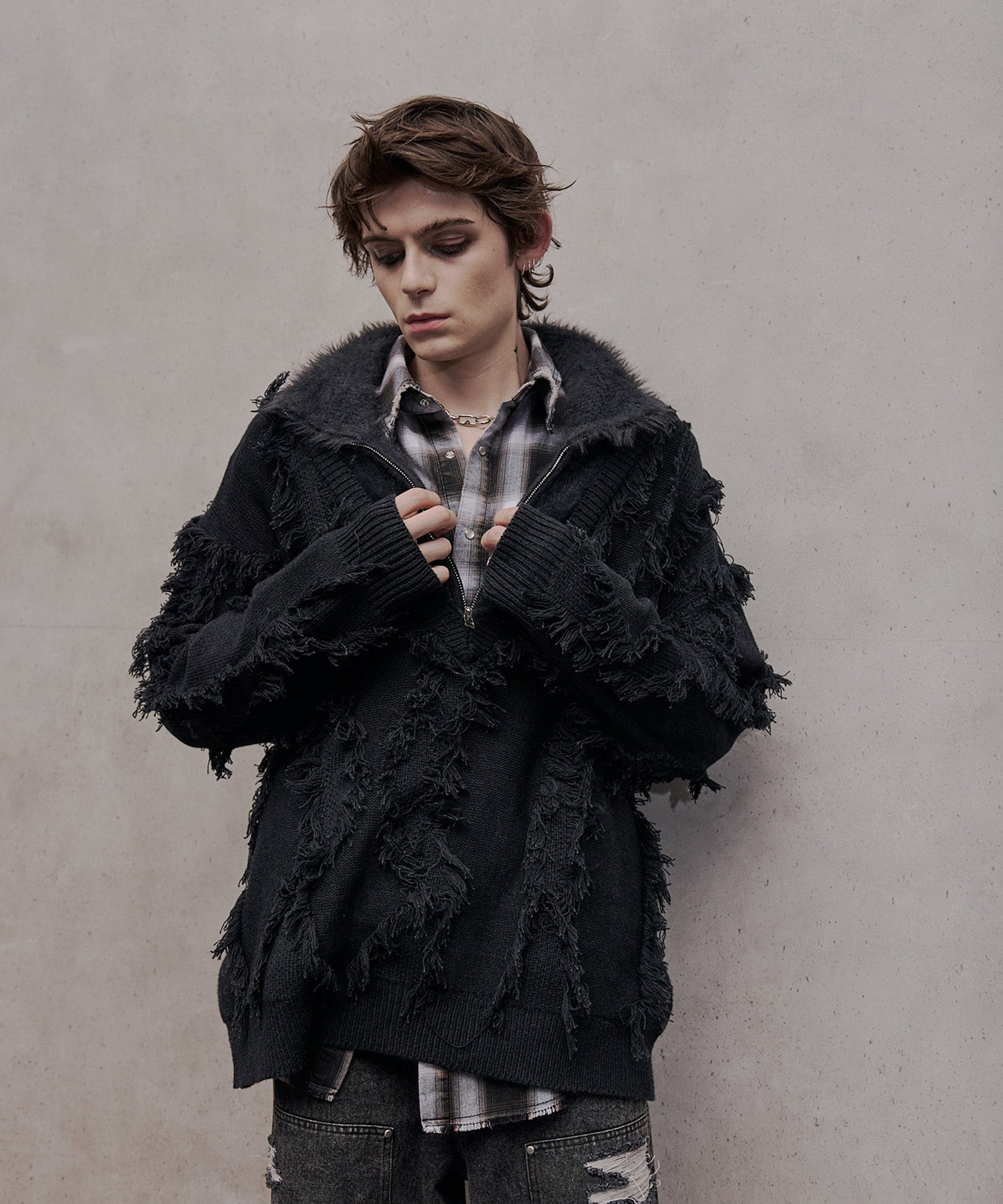 毛皮对接流苏提花针织衫(黑色)