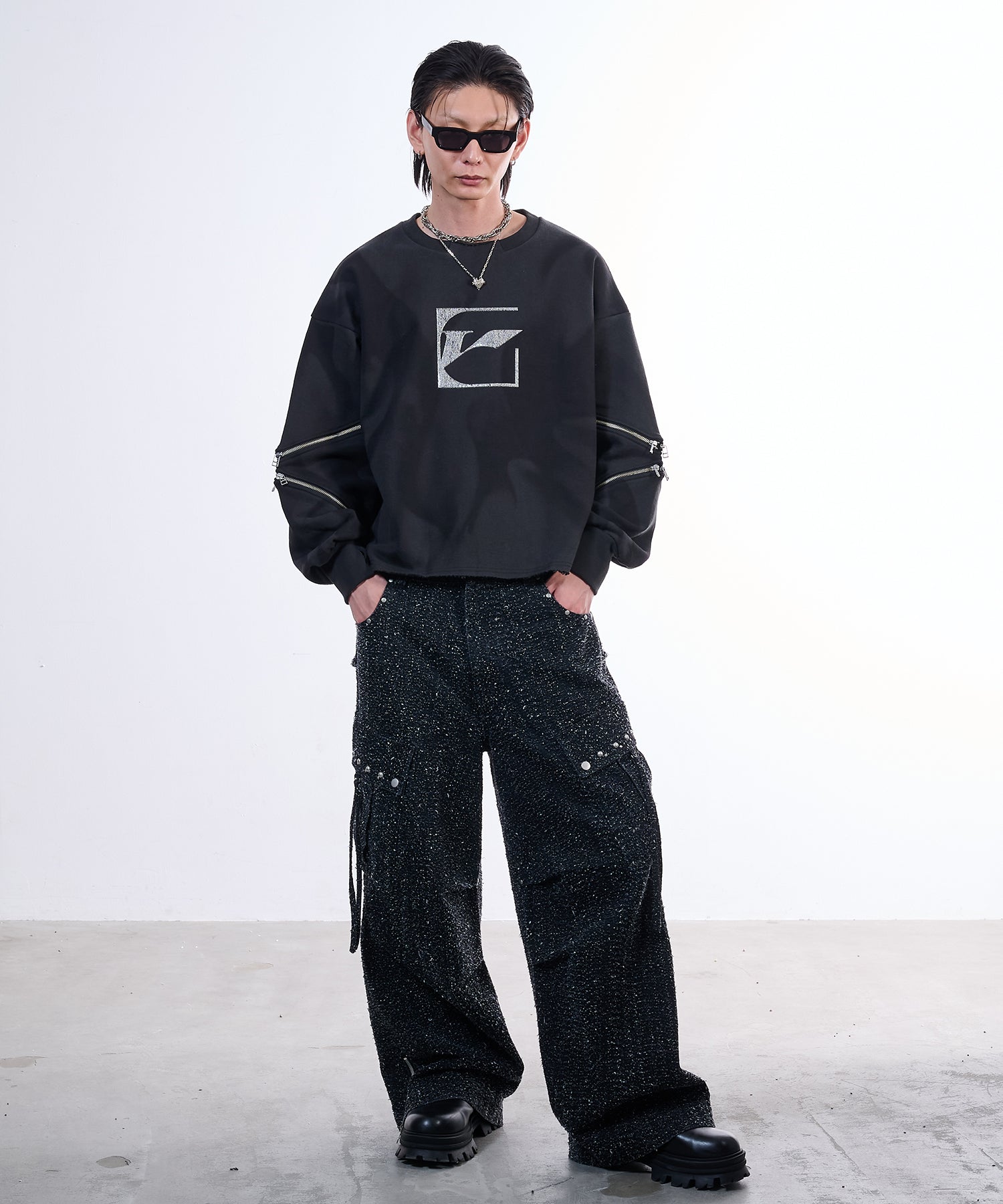 Force Zip Sweatshirt (Black)