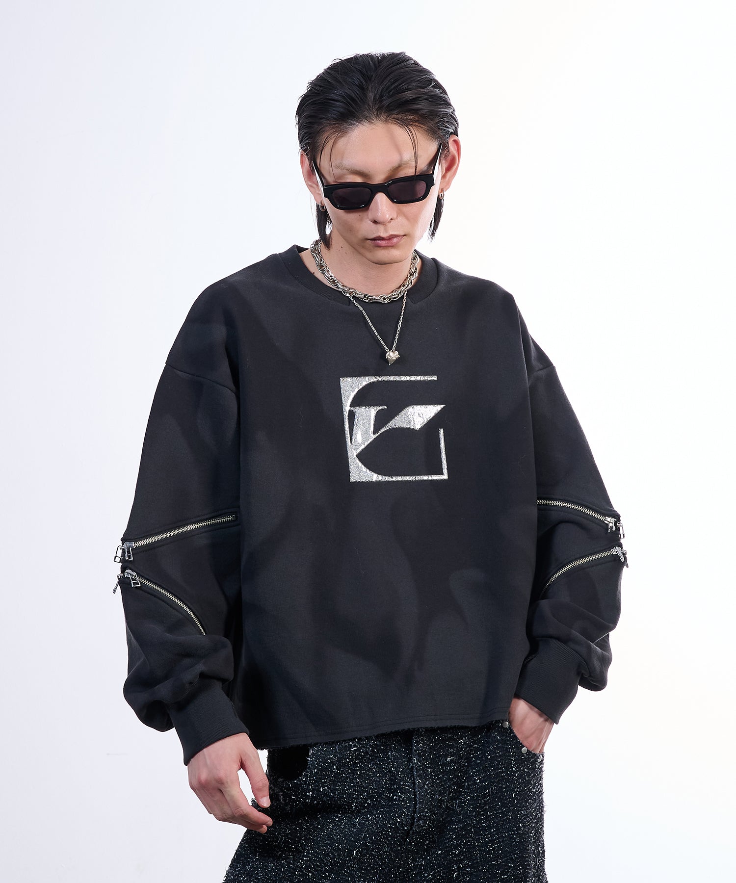 Force Zip Sweatshirt (Black)