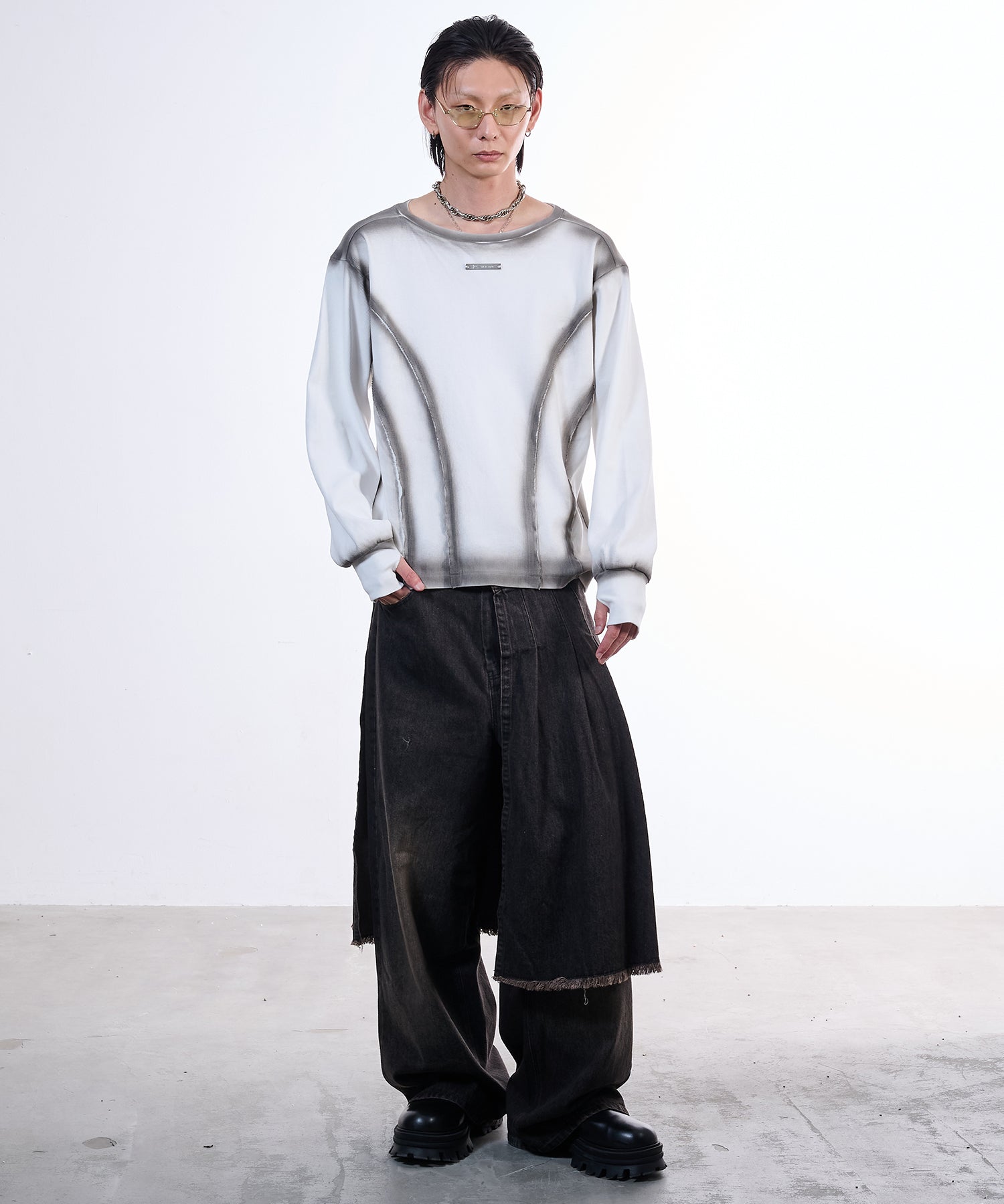 Urban Grunge Long Sleeve T-Shirts(White)