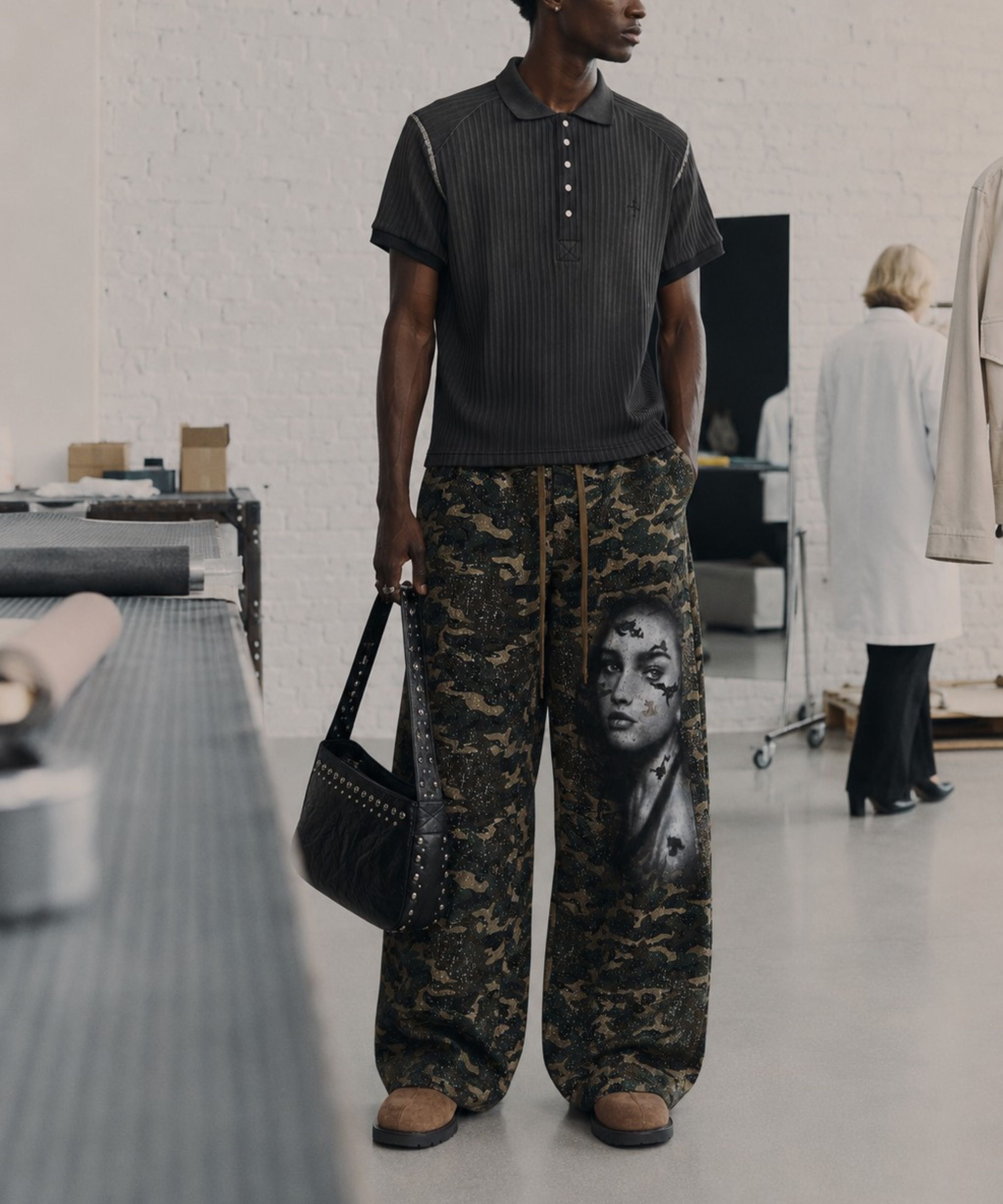 〈VI E DIT × Kenshiro〉Ex. Needle-Punched Camo Wide Pants