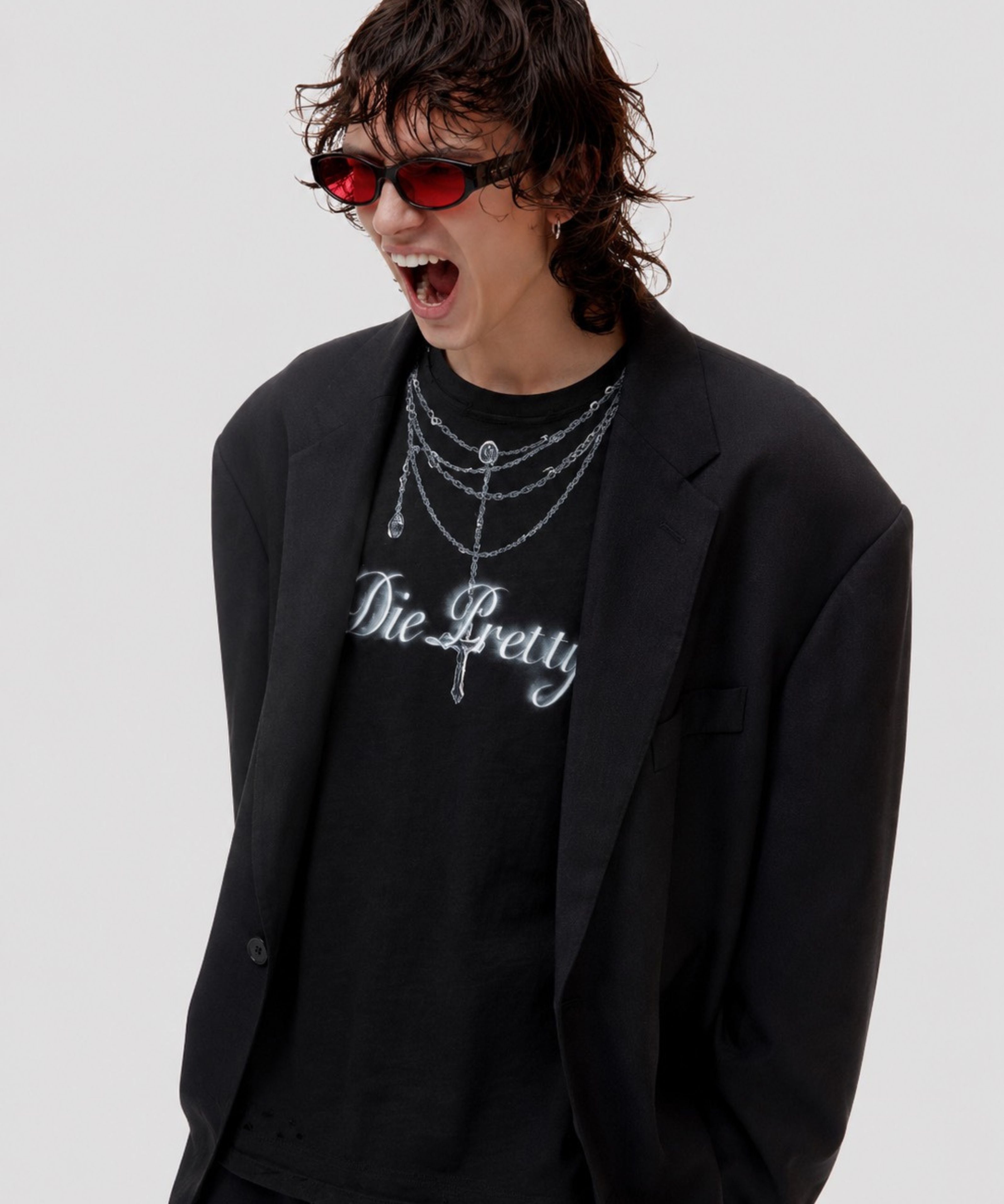 〈VI E DIT × Kenshiro〉Ruin Texture Graphic Tee (Black)