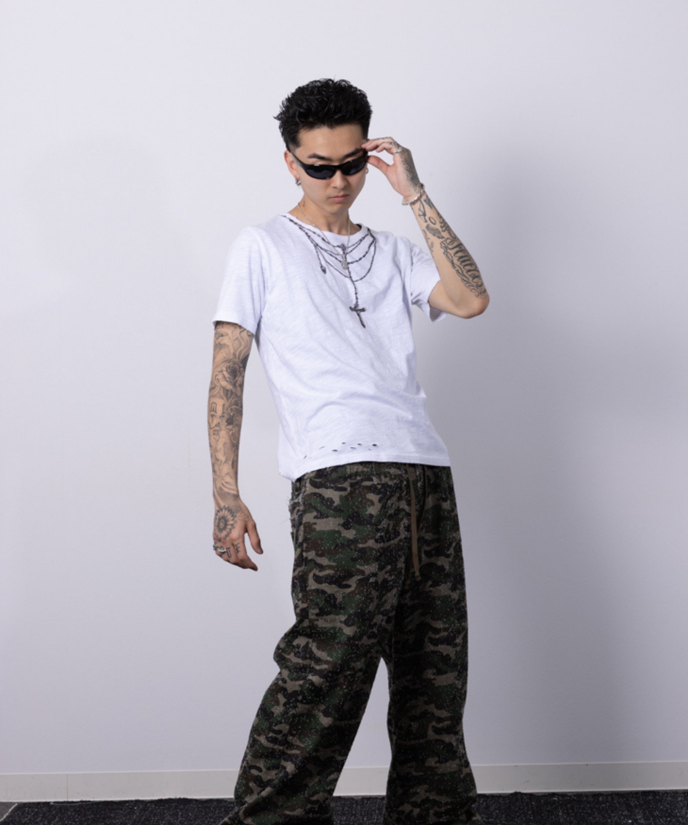 Ruin Texture Graphic Tee (White)