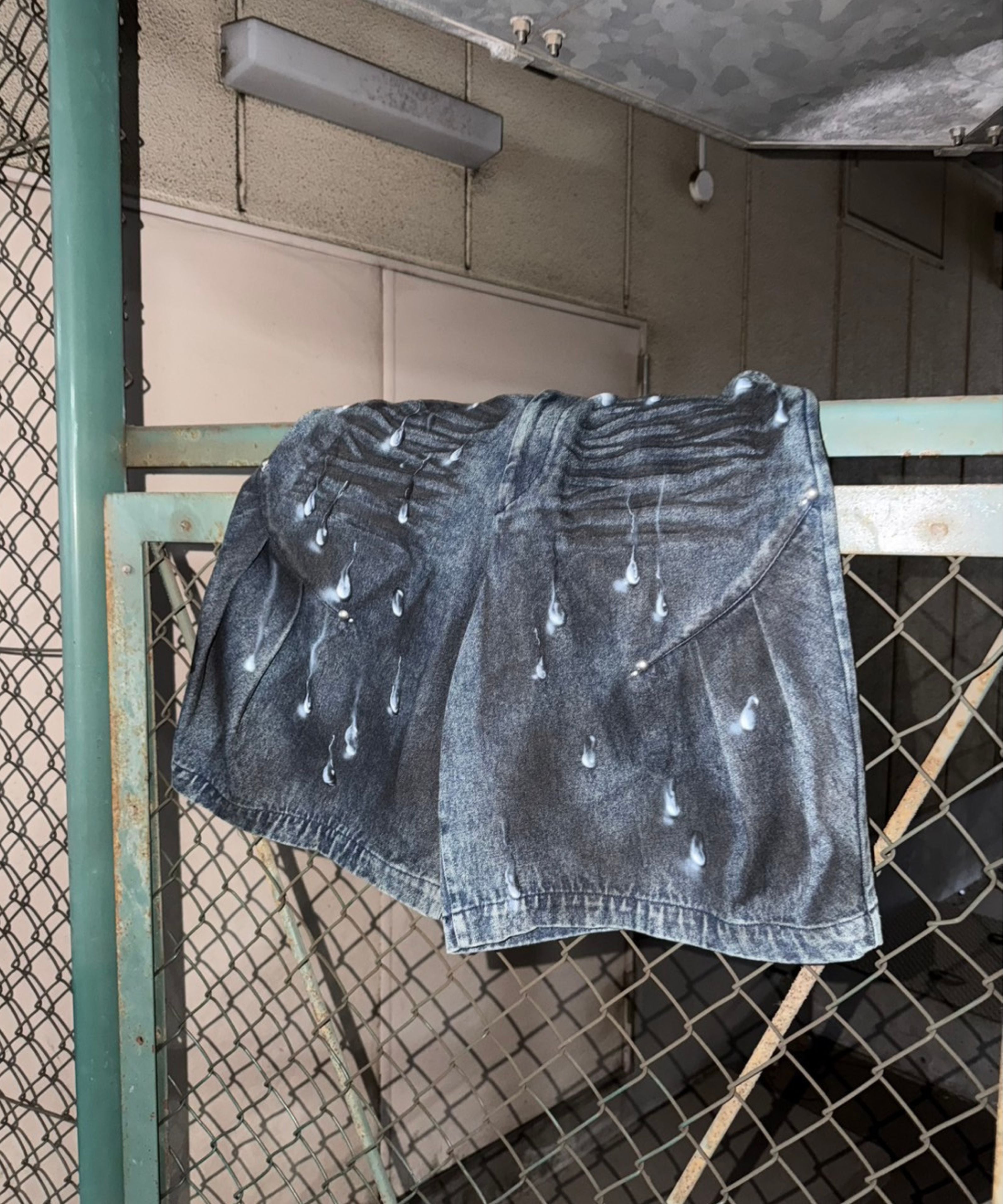 〈VI E DIT × Kenshiro〉Crushed Bleach Denim Pants