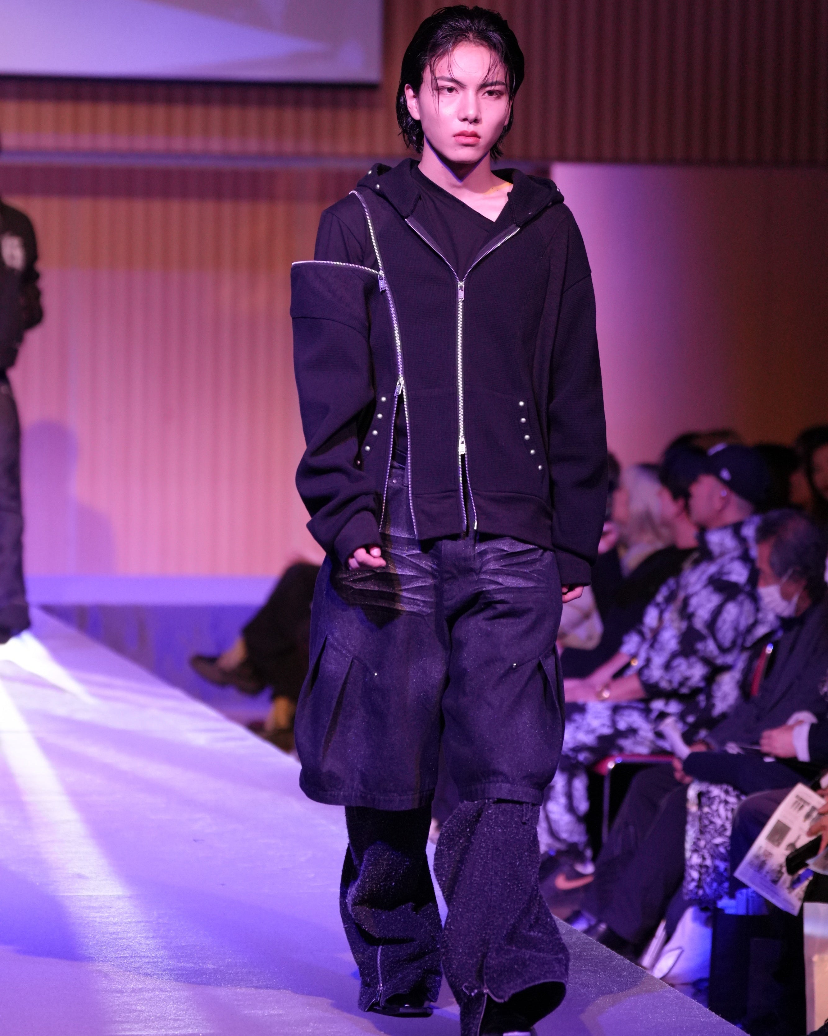 Thermal Multi-Zip Rebuild Hoodie (Black)