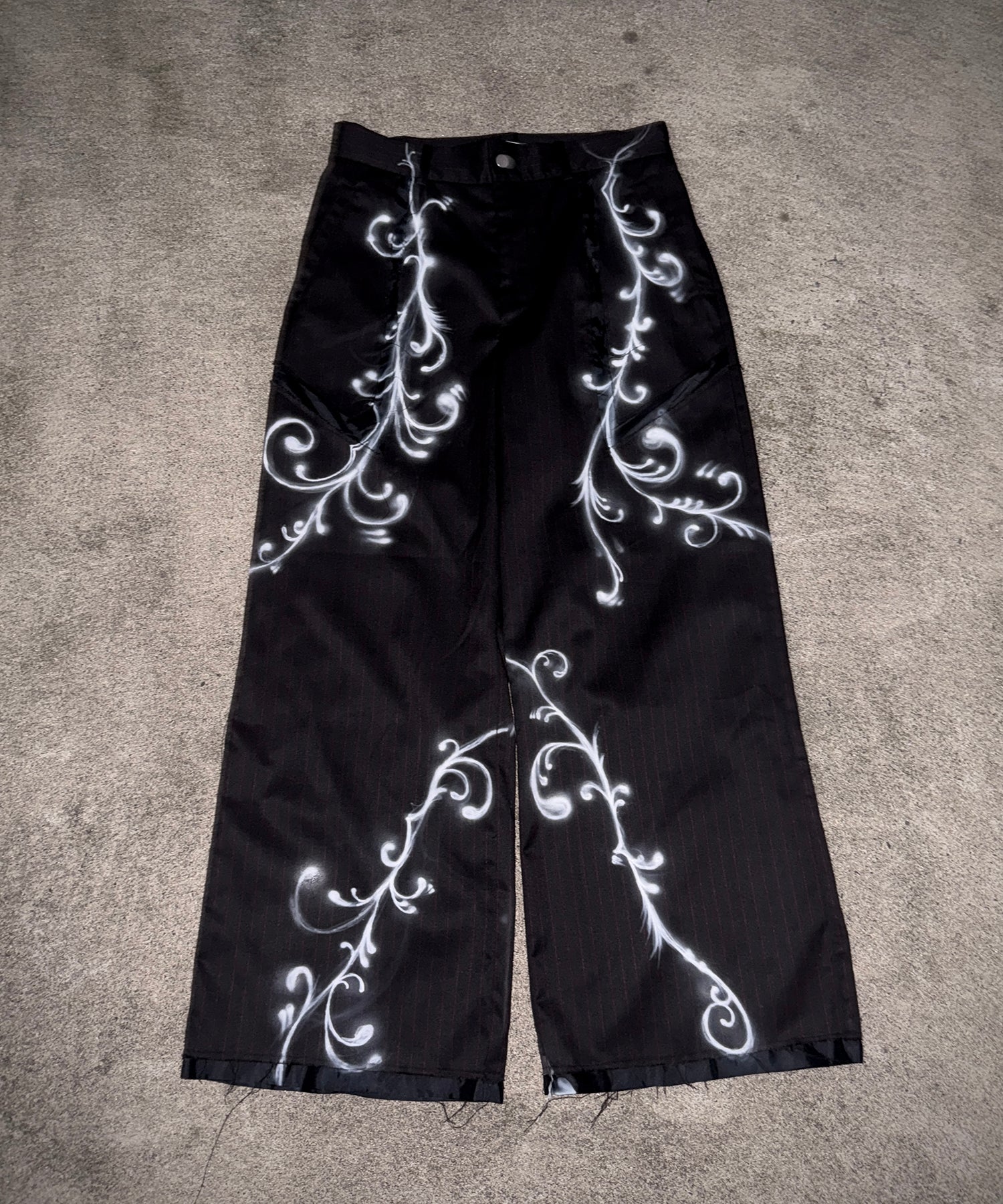〈VI E DIT × Kenshiro〉Rock Baker Slacks(Black)