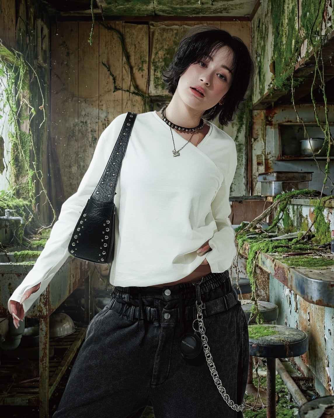 Asym Neckline Top(Ivory)