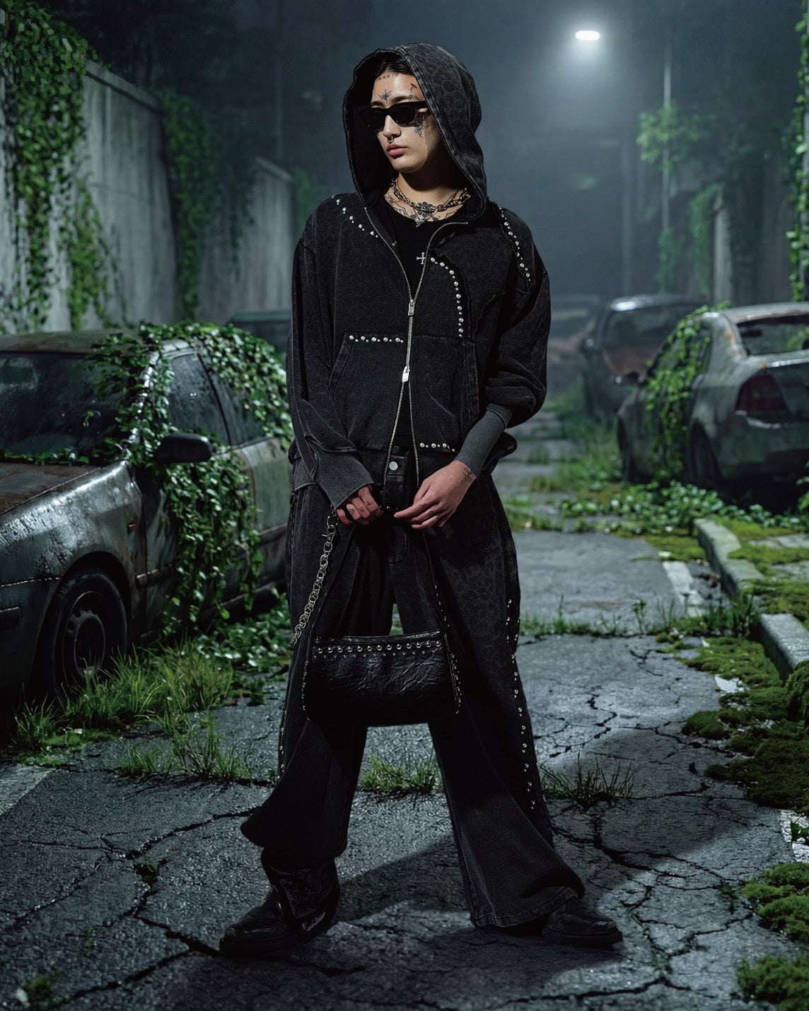 Over Stud Leather Shoulder Bag (Black)