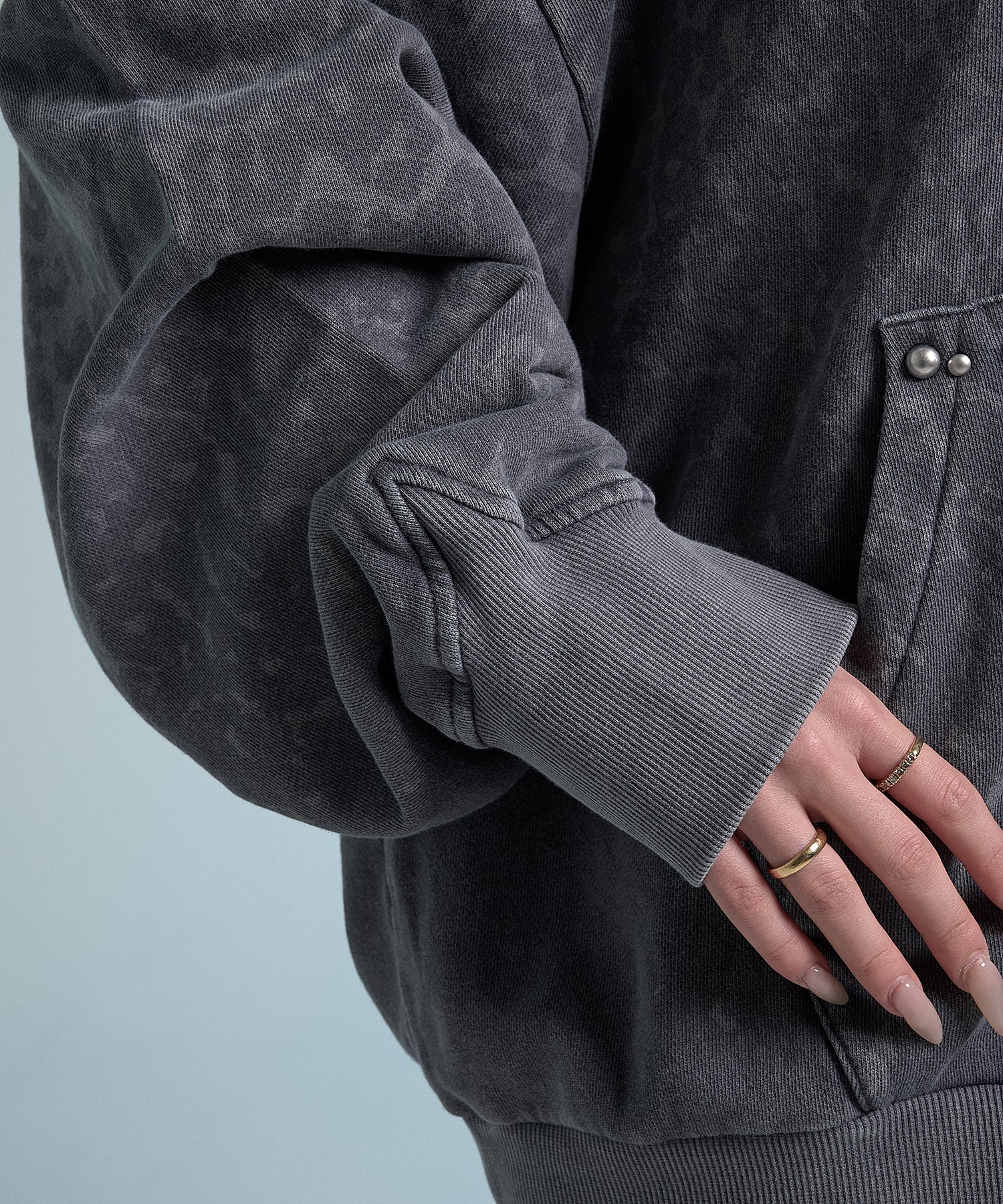 Stud Bleach Leopard Zip Hoodie (Gray)