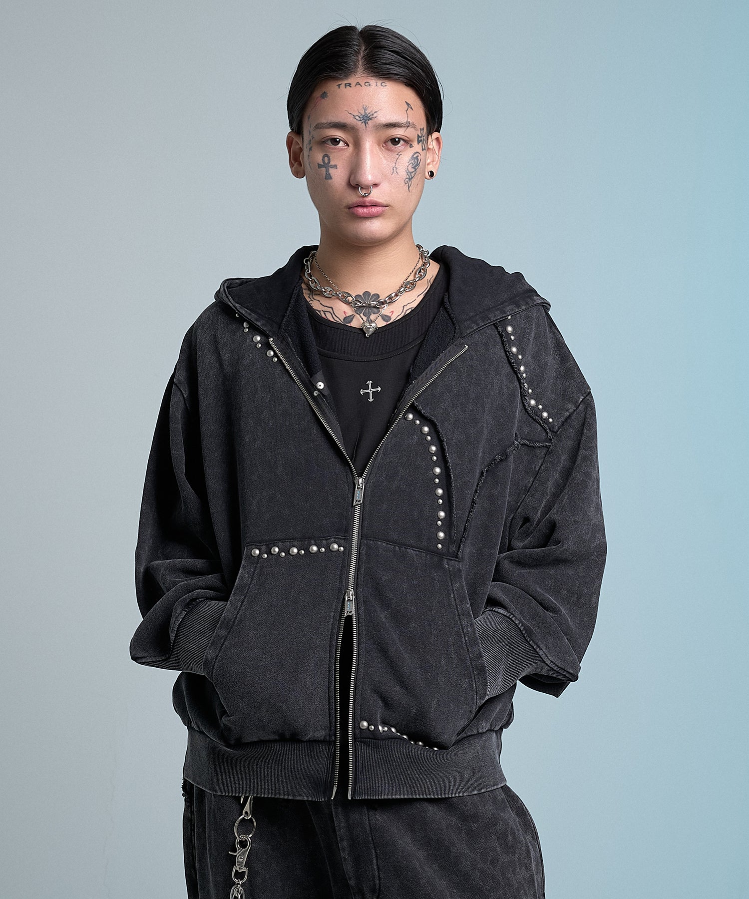 Stud Bleach Leopard Zip Hoodie (Black)