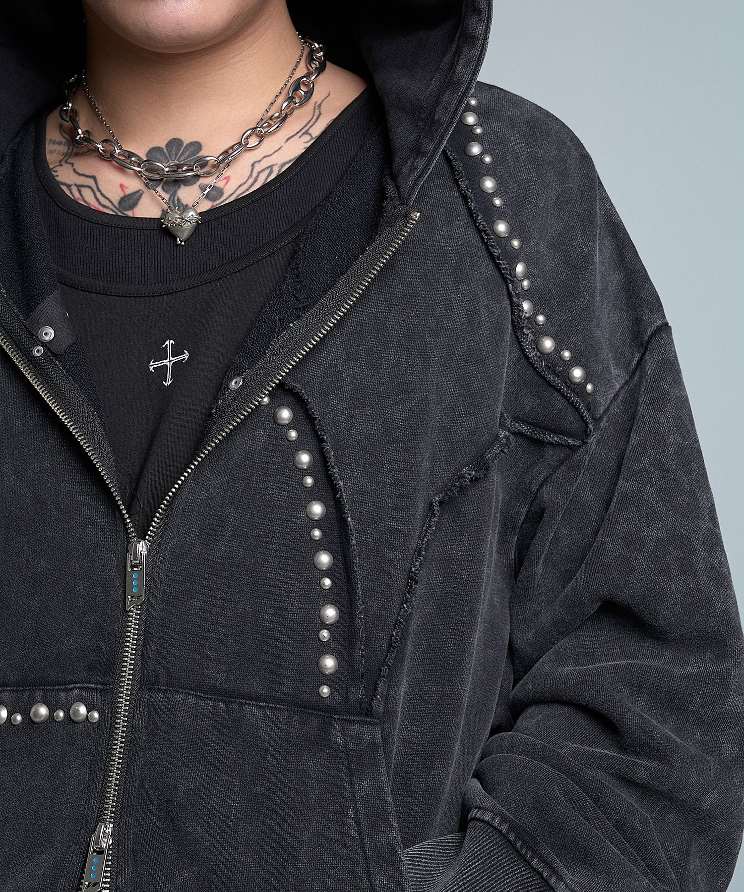 Stud Bleach Leopard Zip Hoodie (Black)