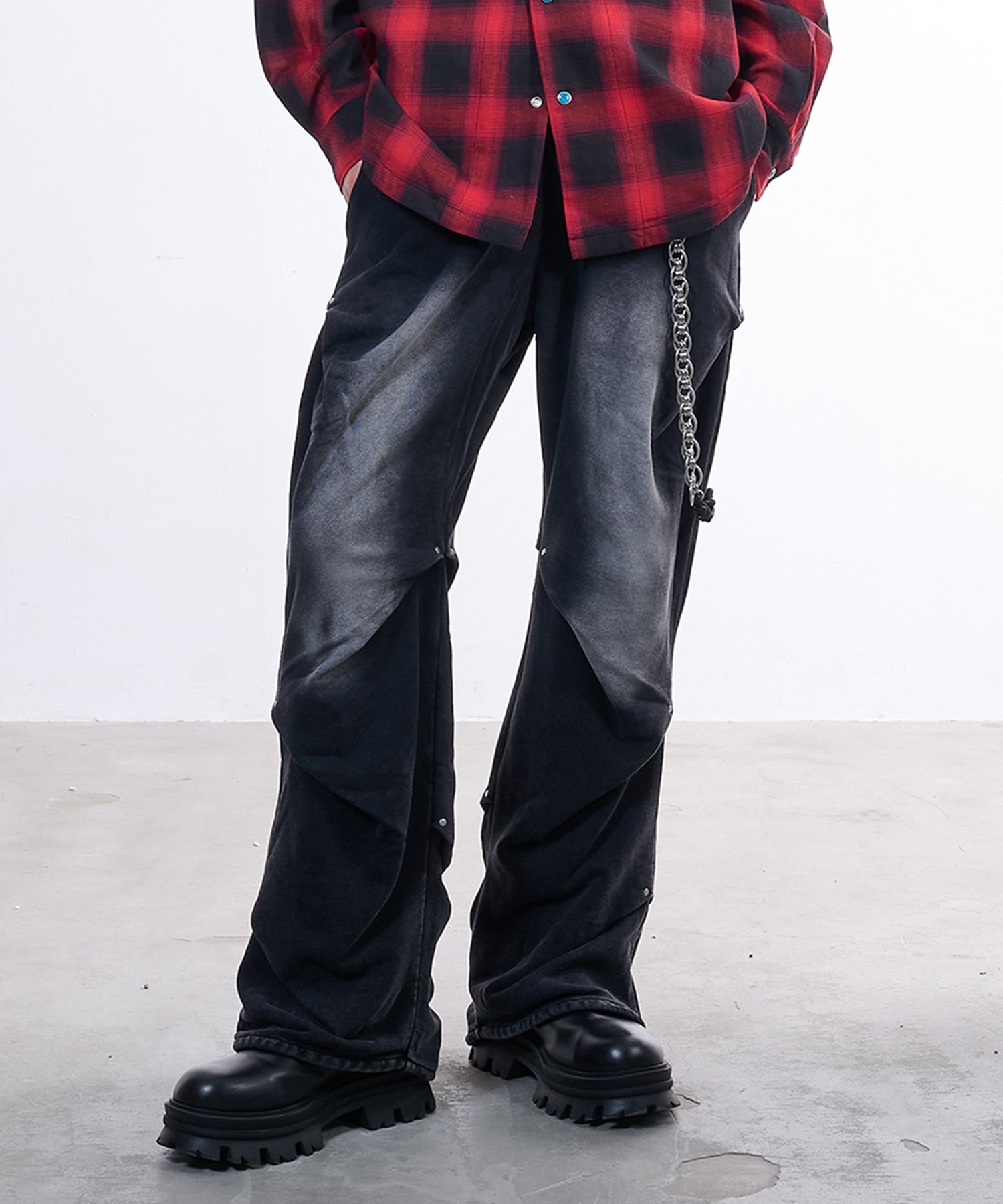 Random tack sweat pants (Black)